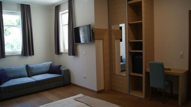 Hotel Emilia (adults Only)